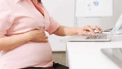 妊娠したら“職務放棄”？　女性議員が育休を取る方法   