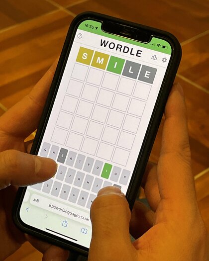 「5文字の単語あて無料ゲーム」…爆発的人気でニューヨーク・タイムズが巨額買収したその魅力