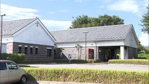 温泉施設でロッカーキー持ち出し合鍵作り　現金を繰り返し盗んだか　男2人を逮捕・起訴　鍵260個以上を押収　山梨