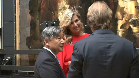 天皇陛下、オランダの画家レンブラントの名画を王妃とご鑑賞　国王の母校ではユーモア交え応じられる場面も