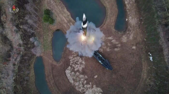 4月2日午前7時前に発射したと思われる北朝鮮「火星16ナ(火星16B)極超音速滑空体ミサイル」