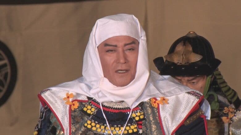 「いざ出陣！」謙信役・松平健さんの熱演に会場沸く「声も表情も最高」「生だと迫力違う」 記念すべき100回目の『謙信公祭』大盛況で幕閉じる 新潟・上越市｜FNNプライムオンライン
