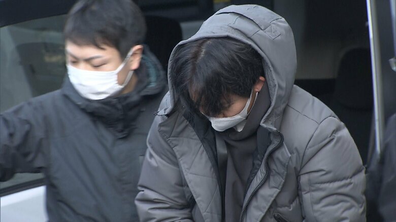 通訳の片桐寛士容疑者(40)は津崎容疑者と女性との3人のLINEグループで会話していた