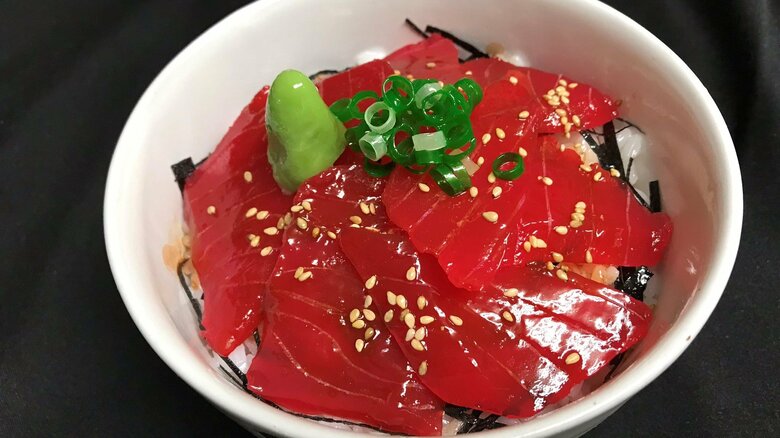 マグロの漬け丼