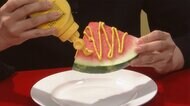 ニューヨークの夏の風物詩に“異変” スイカや花火が..