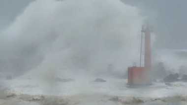 日本列島に迫る“今年最強クラス”の台風 2つの警戒すべき特徴