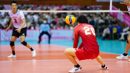 「ディグ」はコートに穴を掘る？【今さら聞けないW杯バレー用語】