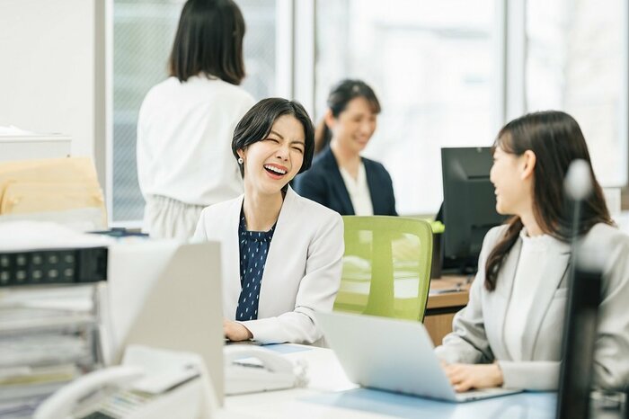 ウィズコロナの時代は社内にも工夫が必要に(画像:イメージ)