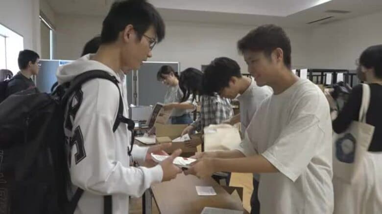 福井大学が教科書購入代金の5％を補助　後期授業前にすべての学生を対象に　学食の値下げに続く支援策｜FNNプライムオンライン