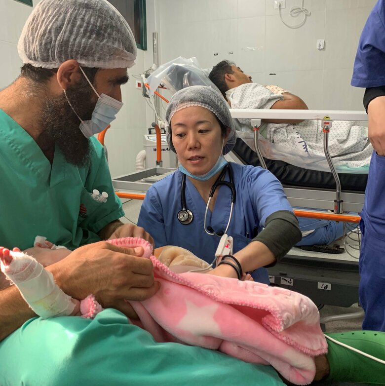 【独自】「生き残った子どもに両親はいない…」　イスラエル軍が攻勢強めるガザ南部で活動の日本人医師が語る“惨状”とは｜FNNプライムオンライン
