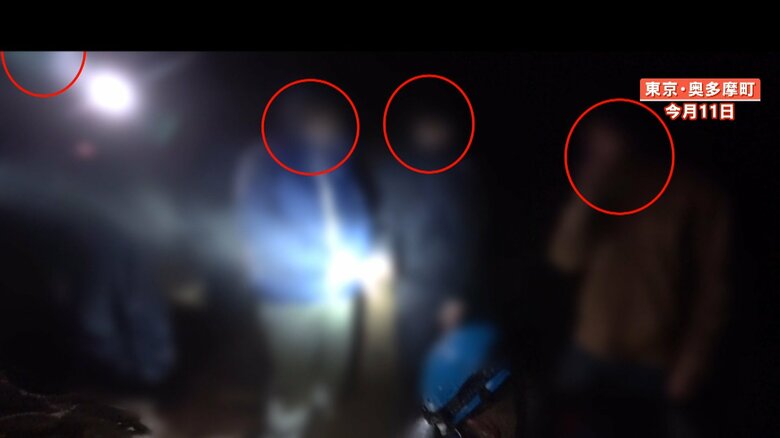 寒さの中救助を待ち続けた高校生4人組