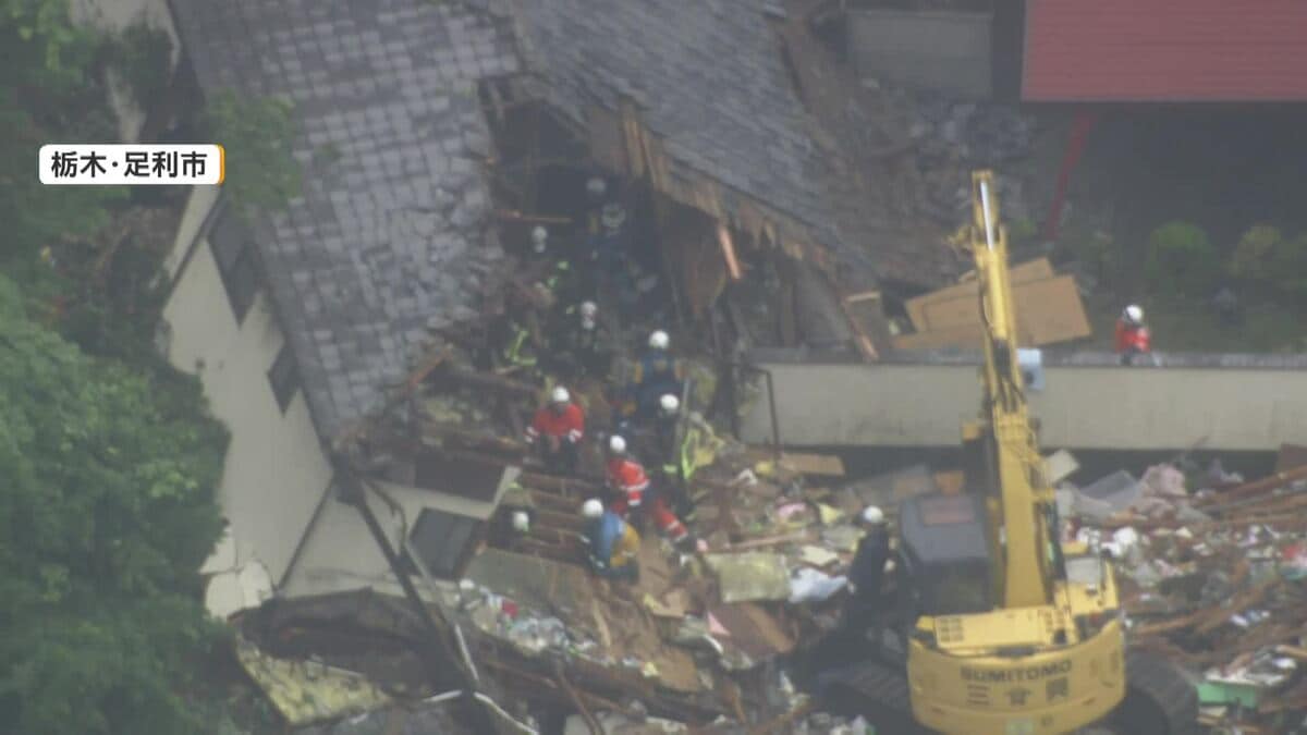 【中継】記録的大雨で住宅に土砂流入 60代夫婦と連絡取れず 発生から17時間超も捜索続く 栃木・足利市