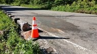 88歳男性が運転の車、カーブを曲がり切れなかったか…道路脇のブロックに衝突し死亡　大野市九頭竜湖沿いの国道158号
