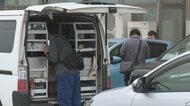 犯人はいまだに逃走中　富山市で男性が刃物で刺された事件から一夜明けて近くの小学校では保護者が付き添い登校も　「早く捕まってほしい」地域住民の不安続く