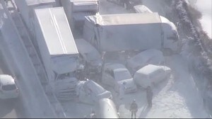 「前が全く見えなかった」東北道で多重事故 1人死亡17人重軽傷 築館IC~大和IC通行止め続く 宮城