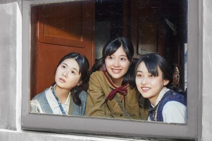 福山雅治が主題歌「クスノキ」をアレンジ　映画「長崎―閃光の影で―」出演者の平和への思い　長崎で原爆投下後の被爆者救護にあたった看護学生の実話を映画化