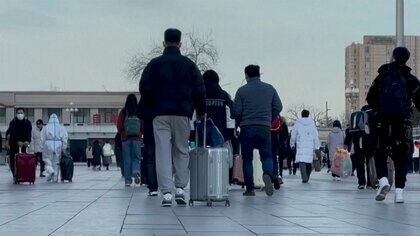 SNSで日本に「ざまあみろ」　中国がビザ発給停止　突然の “対抗措置”で混乱拡大