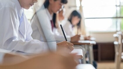 「教員による児童生徒への性暴力」被害者による実態調査でわかったいくつかの傾向とは