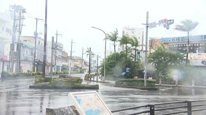 【台風9号】石垣島は強い突風と横殴りの雨　暴風警報とレベル4高潮危険警報　このあと暴風域に入る見込み　引き続き厳重な警戒を