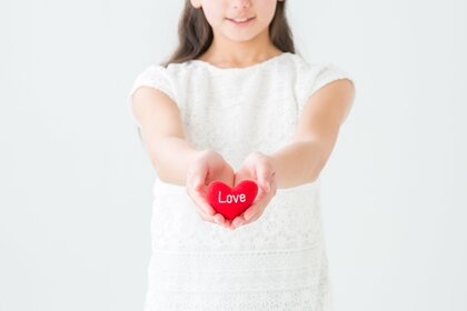 「JS研究所」女子小学生500人に聞いた リアルな恋愛事情 3人に1人が「告白された経験あり」