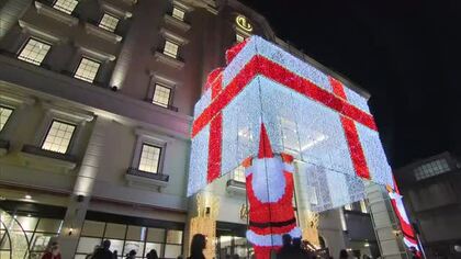 一足早くクリスマス気分…岡山市中心部のビルに約２３万個のＬＥＤ使ったイルミお目見え【岡山】