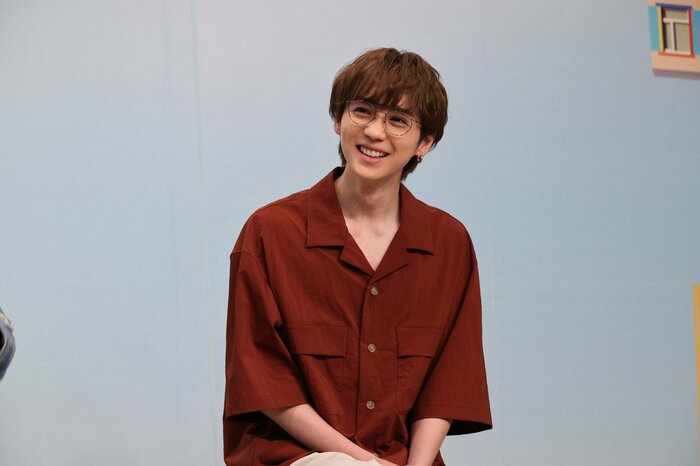 吉野北人さんのような容姿に…と言われ笑顔●●●●●