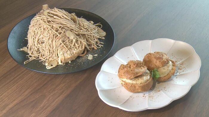 左:戸隠そばモンブラン(2000円 ※数量限定) 右:そばシュークリーム(2個500円)