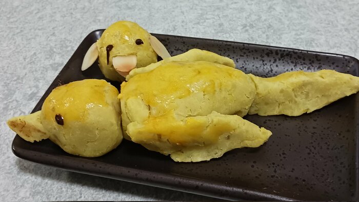 くちばしがスライスアーモンドではないバージョンとチビバージョン
