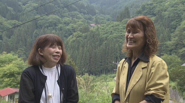 左・黒岩説子さん 右・宮本悦子さん
