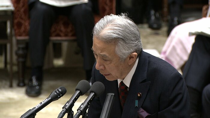 「記憶なし」→「うすうす思い出し」→「記憶なし」迷走する答弁