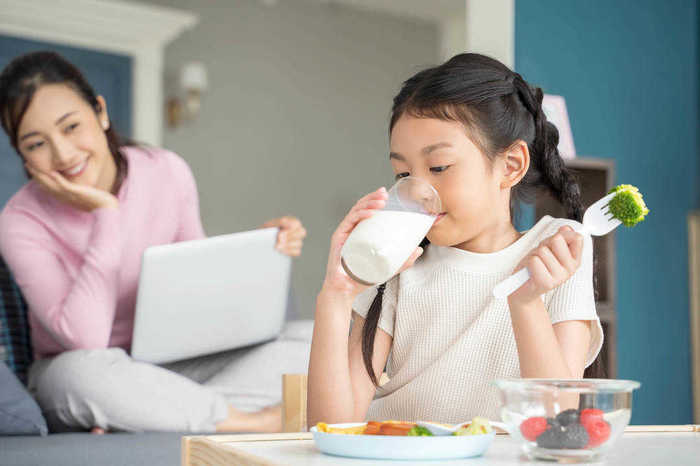 「食料品は不足していません!」「牛乳乳製品の消費にご協力を」農水省が新型コロナで国民にお願い