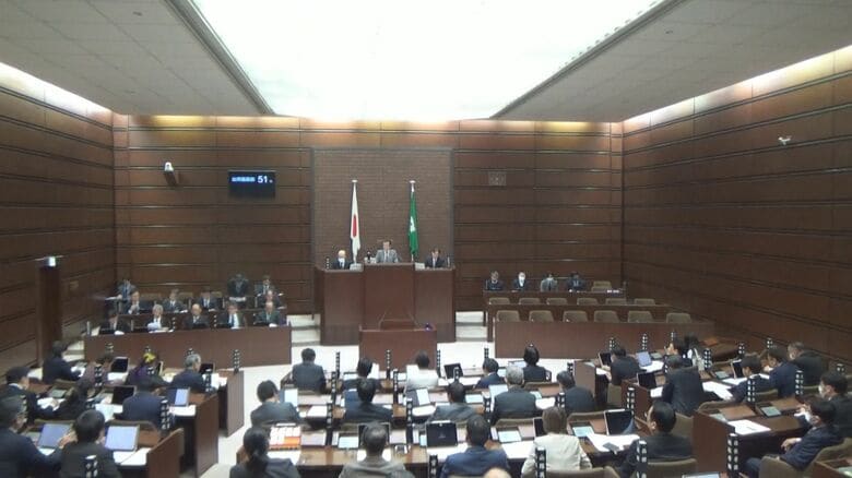 広島市臨時議会開会「プレミアム商品券」に一部議員から異論「即効性ある現金給付」求める声も｜FNNプライムオンライン