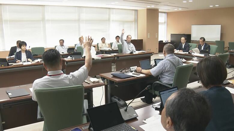 “スマホは1日2時間まで”条例案が成立の公算 委員会で「素晴らしい案」「余計なお世話」などと賛否両論も可決｜FNNプライムオンライン