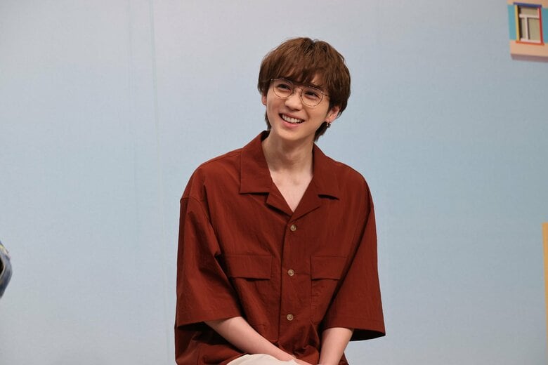 吉野北人さんのような容姿に…と言われ笑顔●●●●●