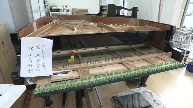 豪雨被害を受けたピアノ