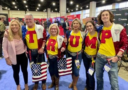 “トランプ色”に染まった全米最大の保守系会合　有力候補らは不在…ヘイリー氏に支持者がトランプコール