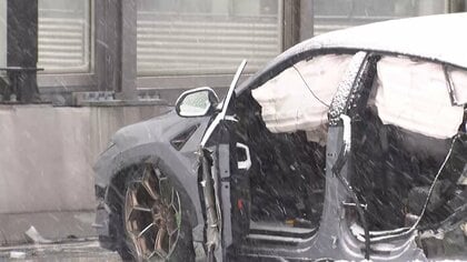 ランボルギーニで警察官を“ひき逃げ”中国籍の男を逮捕「けがをして痛くて…病院に向かうために立ち去った」スタッドレス未着用でパトカーに突っ込む