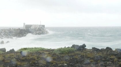 【中継】台風25号が接近する東京・八丈島　強風で海は白波　フェリー欠航続き店は食料品在庫減少　連休予約もキャンセル相次ぐ
