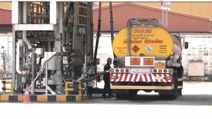 タイ政府が石油会社を調査　ガソリン価格高騰で不当値上げ懸念