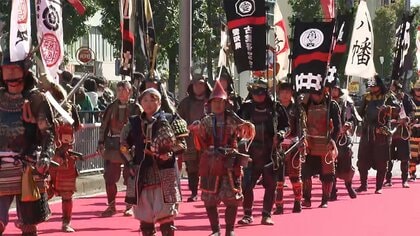 木村拓哉さん “出陣”で会場大興奮　「ぎふ信長まつり」パレード始まる