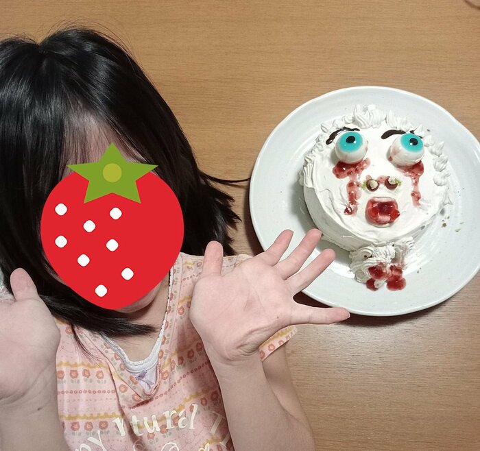 娘さんが手作りしたバースデーケーキ