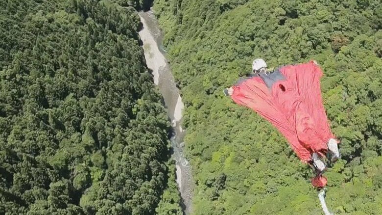 高さ日本一 215mから真っ逆さまの「岐阜バンジー」　全国からスリルと興奮求め…十人十色の飛ぶ理由｜FNNプライムオンライン