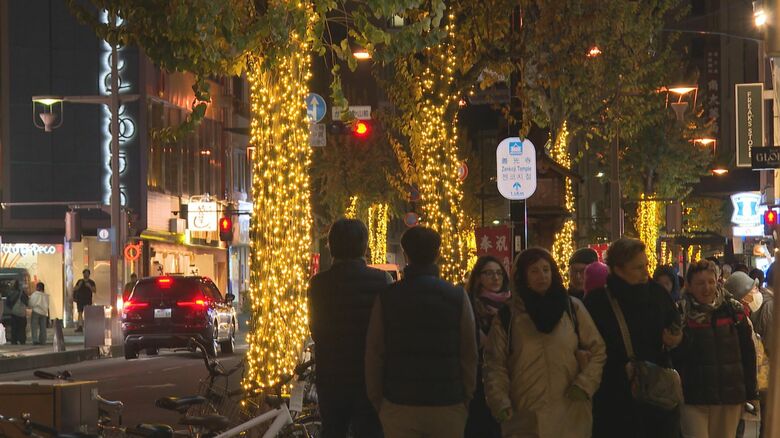 「善光寺表参道イルミネーション」始まる　35万球が市街地彩る　百貨店前にはクリスマスツリーも　「心があったかくなる…」｜FNNプライムオンライン