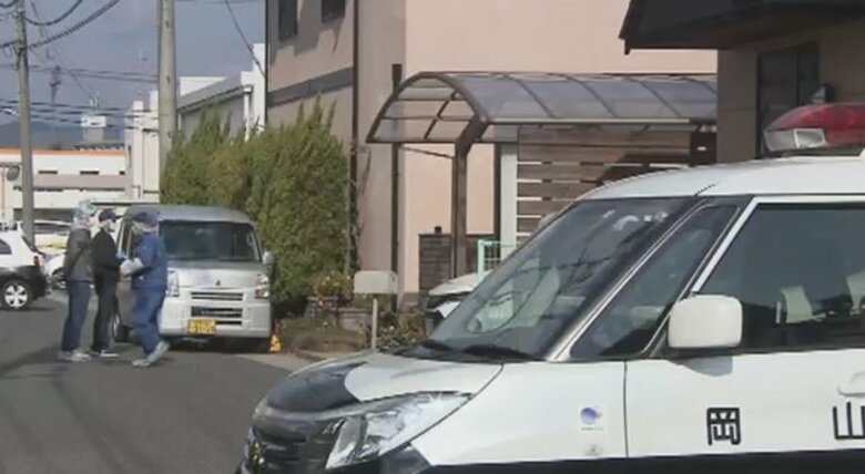 「男が押し入って夫を刺した」会社経営者を自宅で殺害　男は逃走　近くには血の付いた包丁　岡山･倉敷市｜FNNプライムオンライン