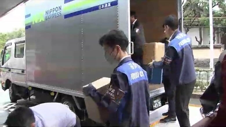 福岡市長選挙　市内7区役所の選管に投票用紙を搬入　11月15日に投開票｜FNNプライムオンライン
