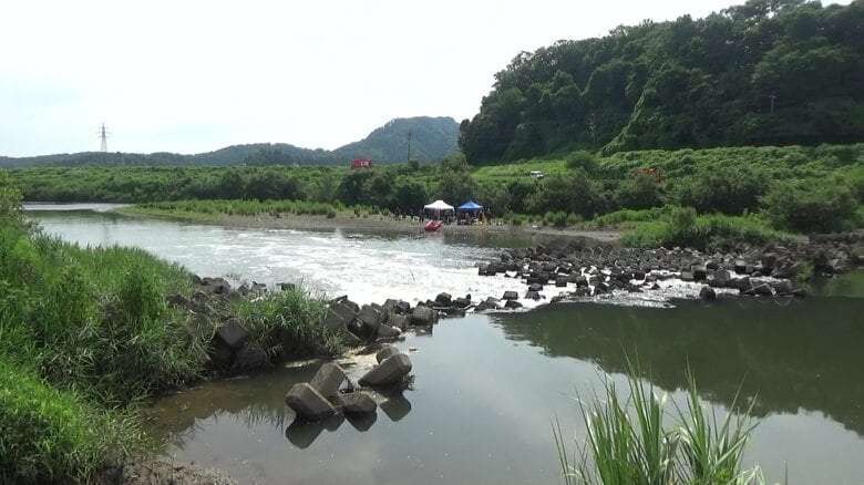 福井市南居町の日野川