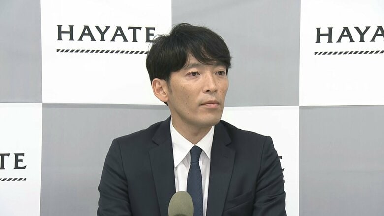 会見するハヤテ223・杉原行洋 社長（10月2日）
