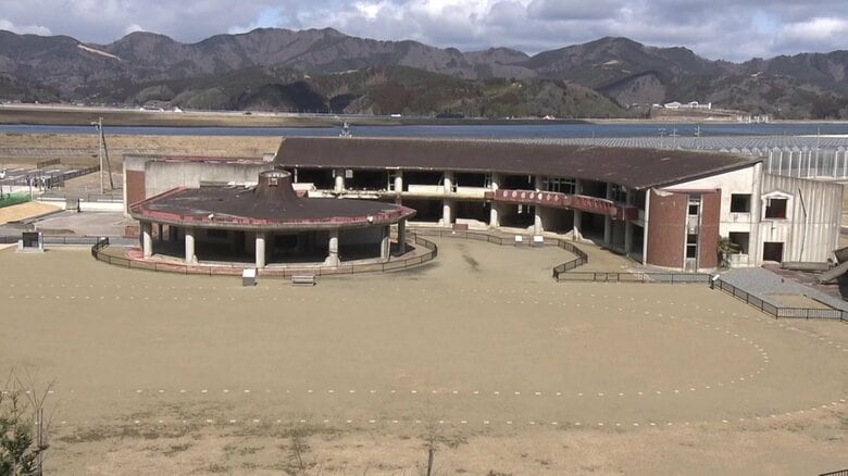 被災した大川小学校
