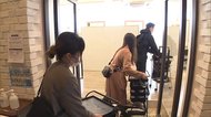 東京都「営業OK」の一方で 福岡で美容室クラスターか