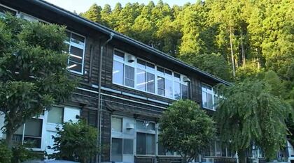 「味があるとかのレベルじゃない」まるでタイムスリップ !? SNSで話題 築100年超の木造市役所【宮城発】